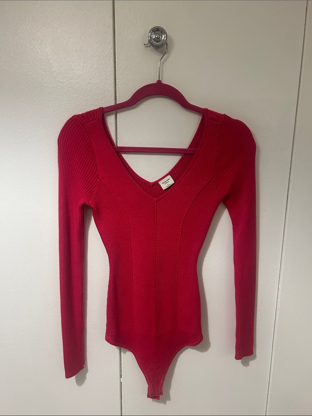 Abercrombie & Fitch Pink Ribbed V-Neck Long-Sleeve Bodysuit